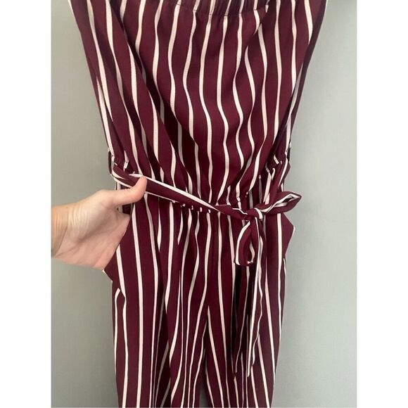 Forever 21 maroon striped cropped romper Size Small - Picture 3 of 7